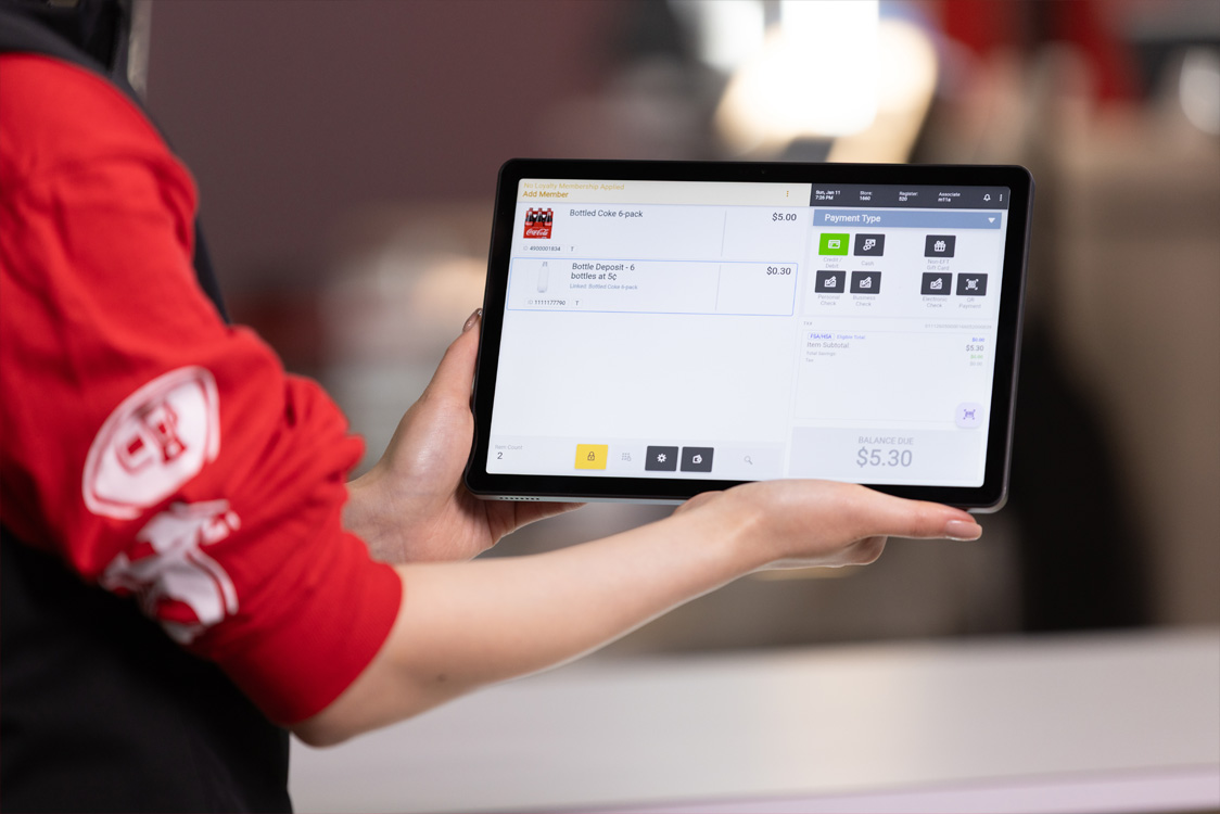 TCx® M11 image, in hand